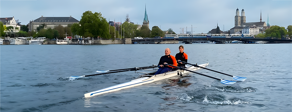 Ruderer mit RES-T Schwimmwesten